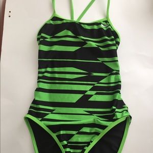 Nike swimsuit NWOT